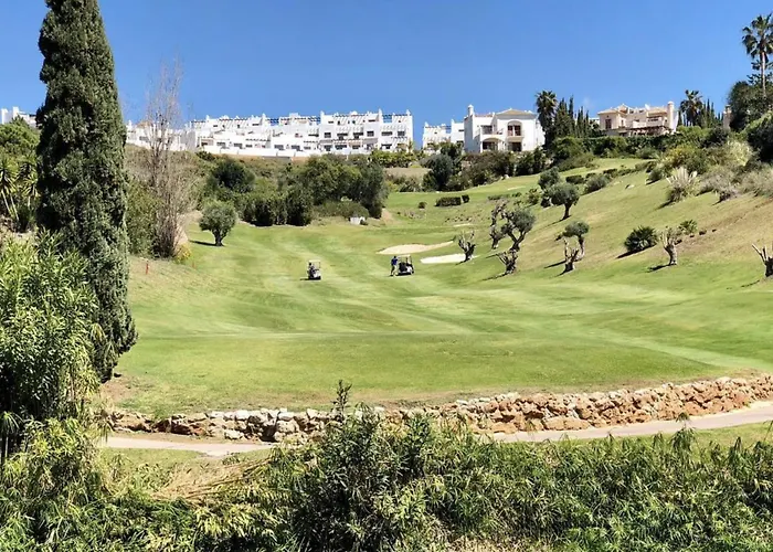 Апартаменты Sunset Golf - *